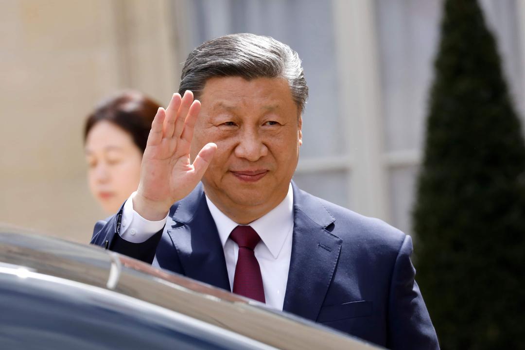 Xi Finishes European Tour in Hungary