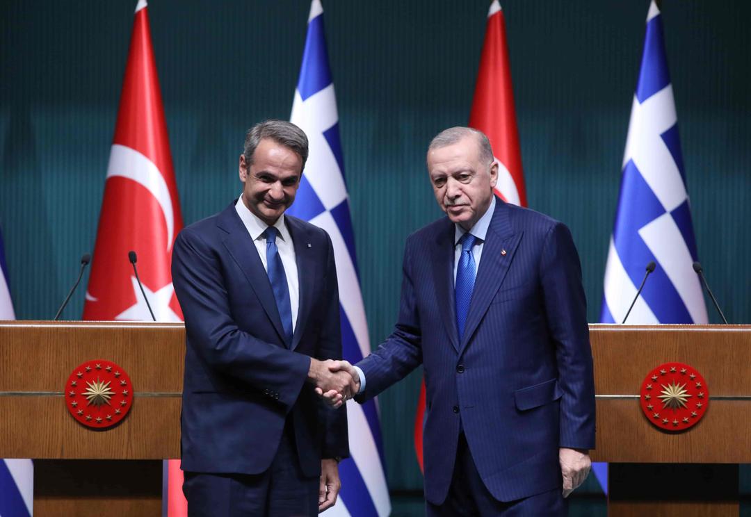 Mitsotakis, Erdoğan Meet for Talks