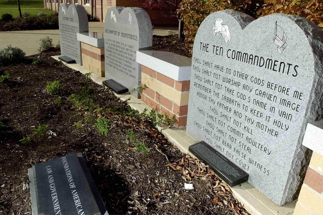 Louisiana Families Sue Over Ten Commandments Law
